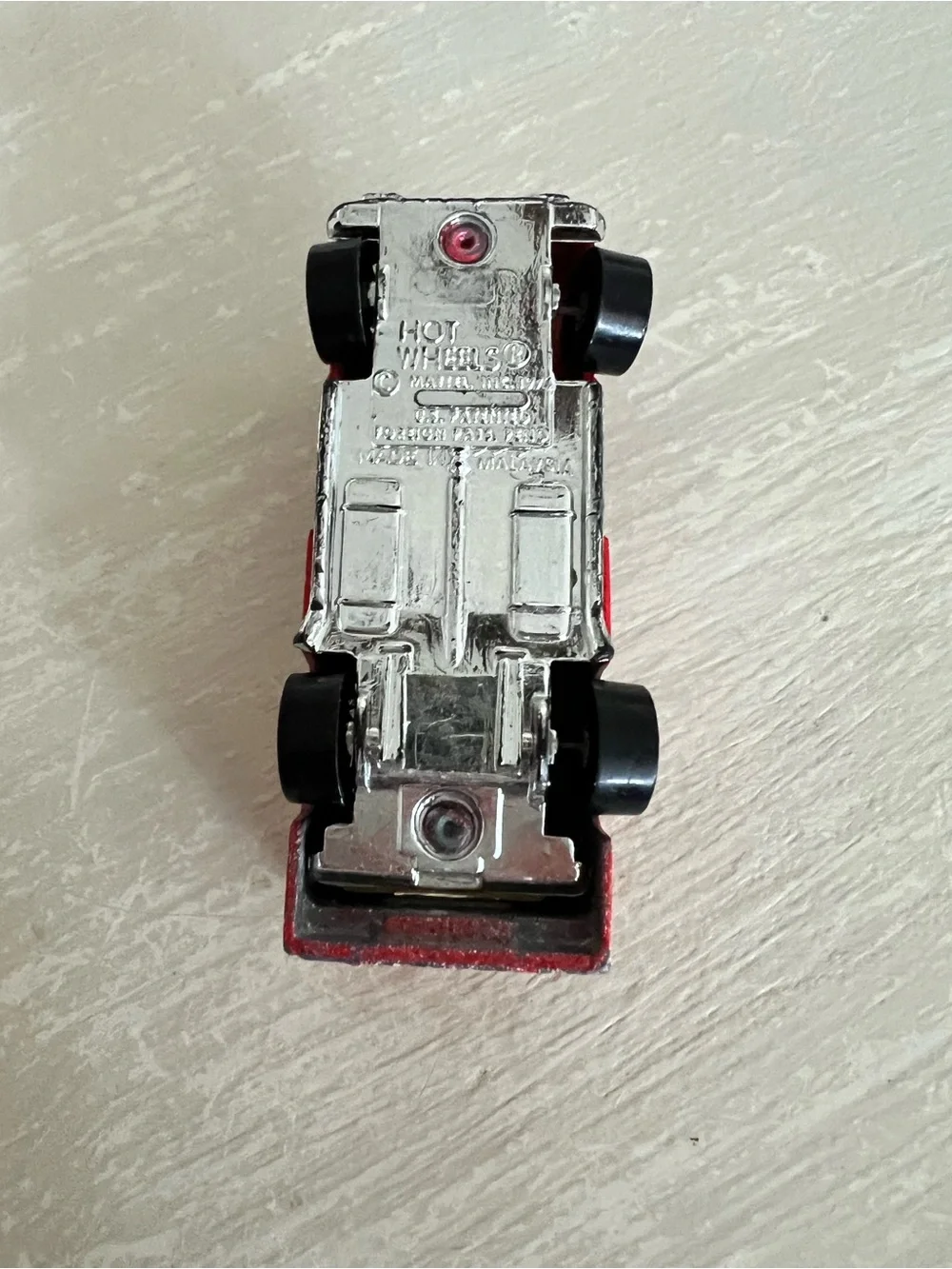 VINTAGE 1974 HOT WHEELS RED EMERGENCY RESCUE UNIT FIRE TRUCK BLACKWALLS